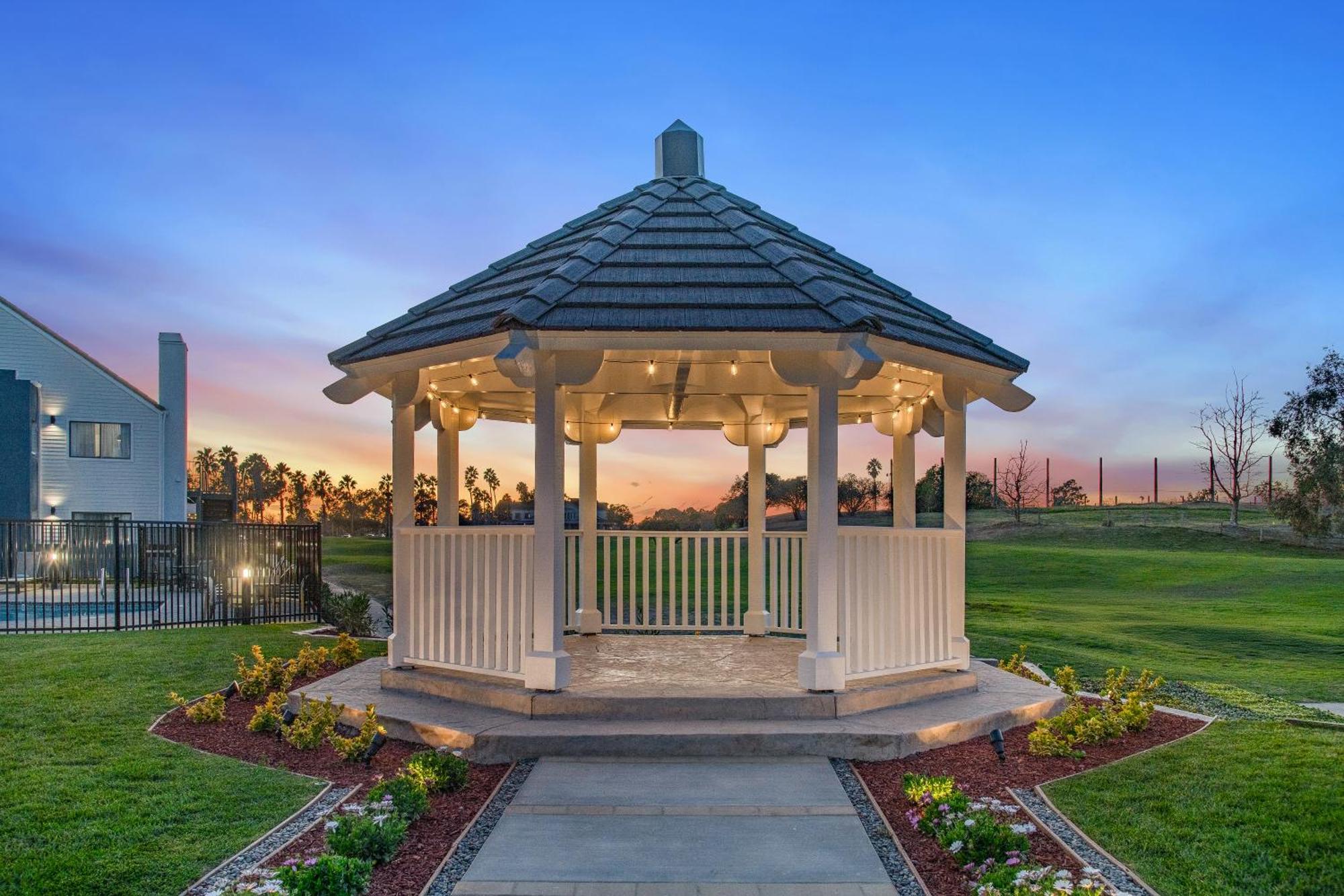 Staybridge Suites Oxnard - River Ridge By Ihg Zewnętrze zdjęcie