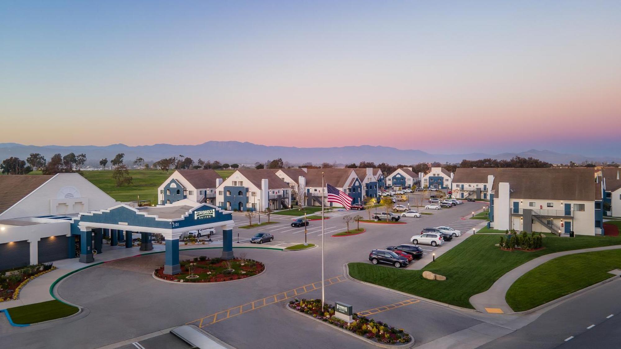 Staybridge Suites Oxnard - River Ridge By Ihg Zewnętrze zdjęcie